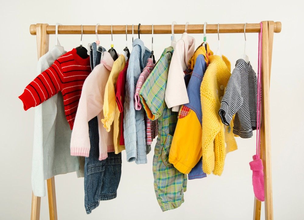 Началась раздача вещей после Garage Sale