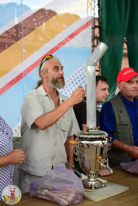 Чемпионат по скоростному кипячению "Тульский скоровар"