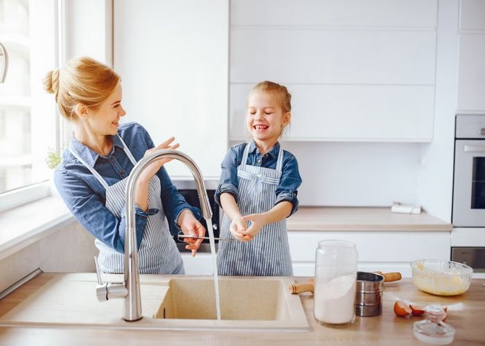 Домашние обязанности детей. Должны ли дети помогать родителям?