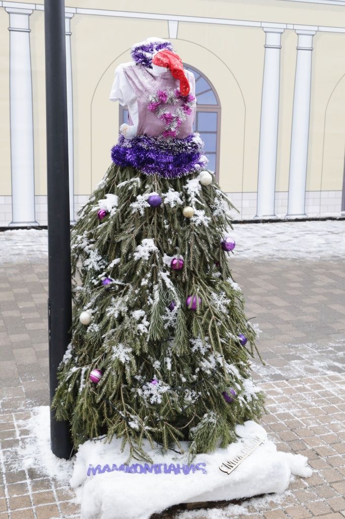 Поддержите елочку МамКомпании в конкурсе!