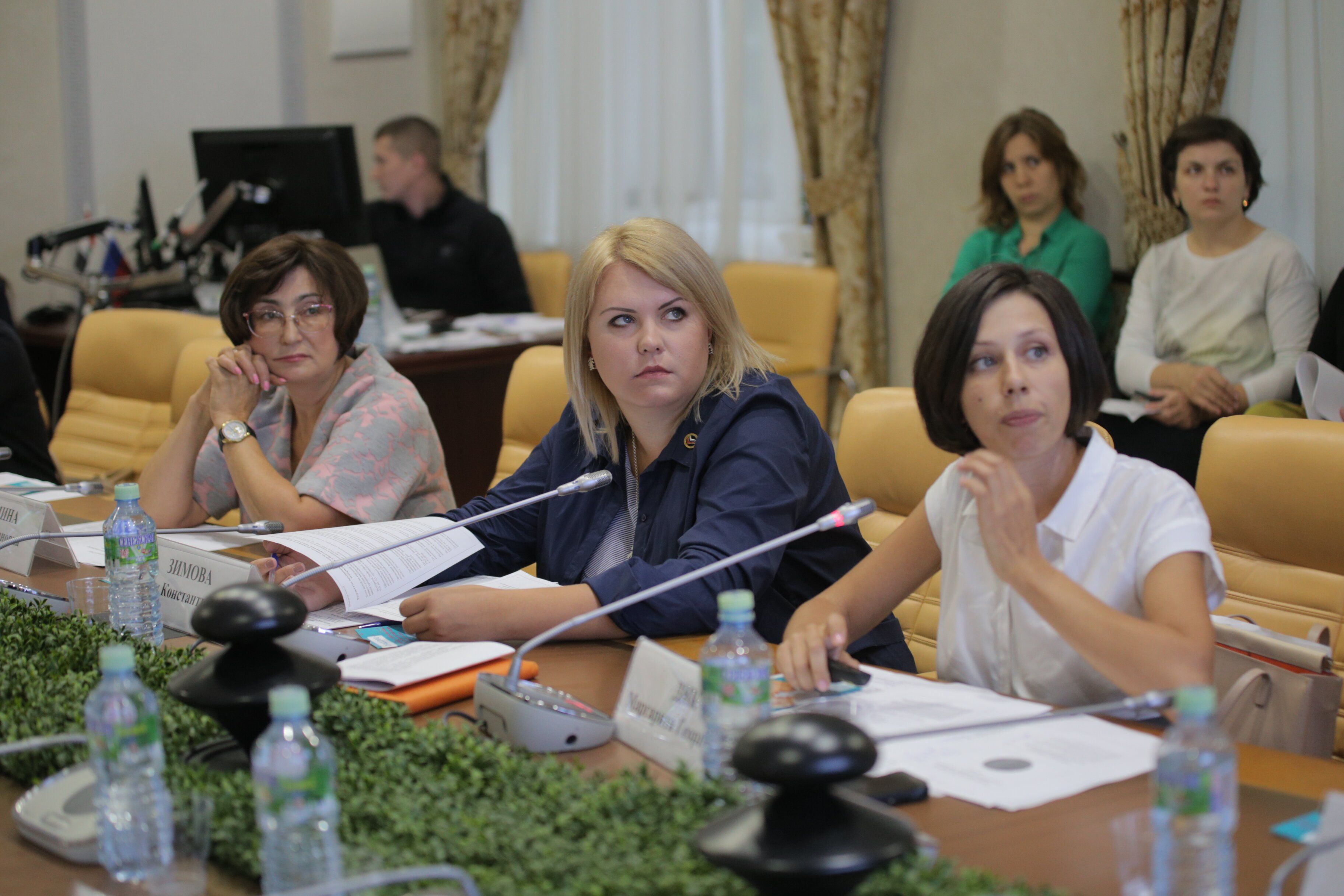 В общественной палате прошли слушания по теме «Сохраним грудное вскармливание