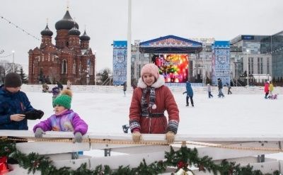 Открытие Губернского катка на площади Ленина