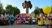 Ищем активные семьи для обмена делегатами на Параде колясок!