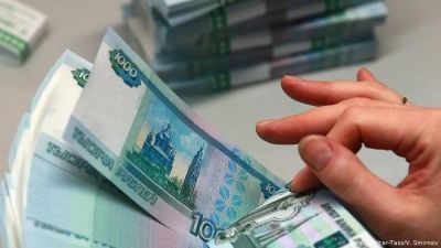 Владимир Путин подписал Указ о ежемесячных выплатах на детей от трех до семи лет.